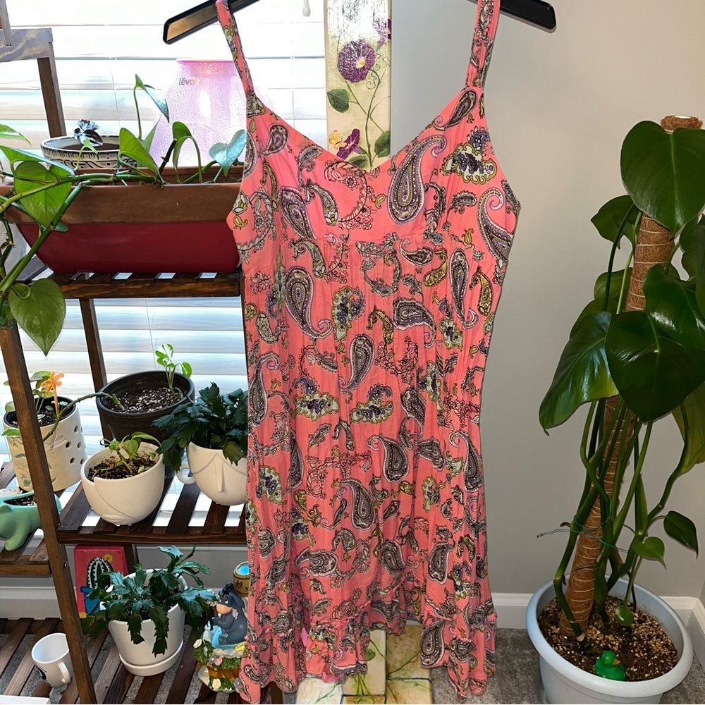 Women’s pink dress